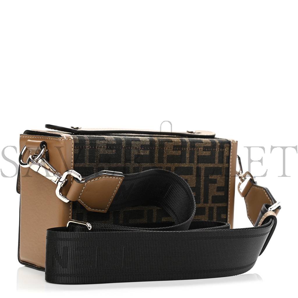 FENDI RECYCLED FABRIC JACQUARD VITELLO KING FF 1974 BAGUETTE SOFT TRUNK TOBACCO MORO SAND (21*15*6cm)