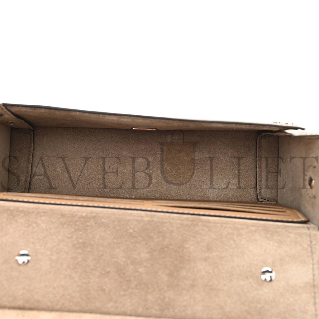 FENDI RECYCLED FABRIC JACQUARD VITELLO KING FF 1974 BAGUETTE SOFT TRUNK TOBACCO MORO SAND (21*15*6cm)